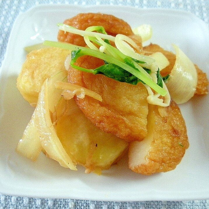 簡単おかず！さつま揚げとゆでジャガのめんつゆ煮